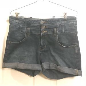 High-waisted Shorts. Retro. Fits Sizes 10-14.